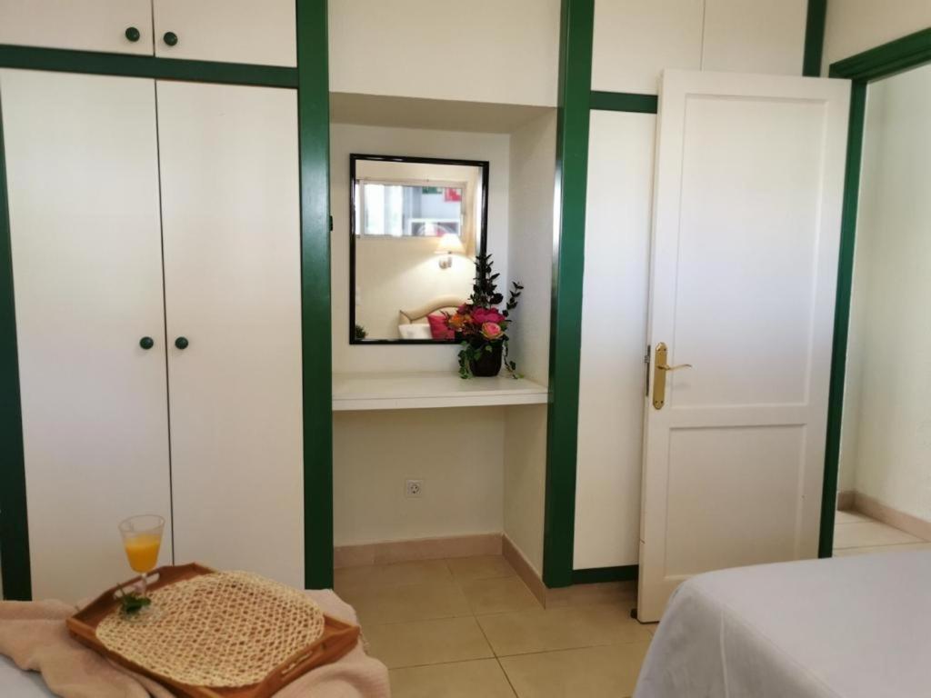 Cherry Top Cake Apartment Плая дел Инглес Екстериор снимка